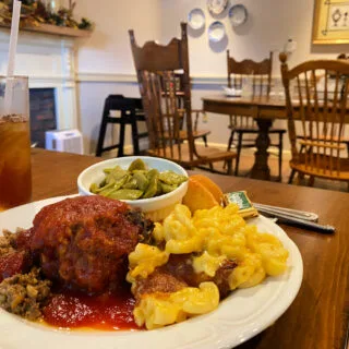 mrs-mary-bobos-meatloaf-lunch