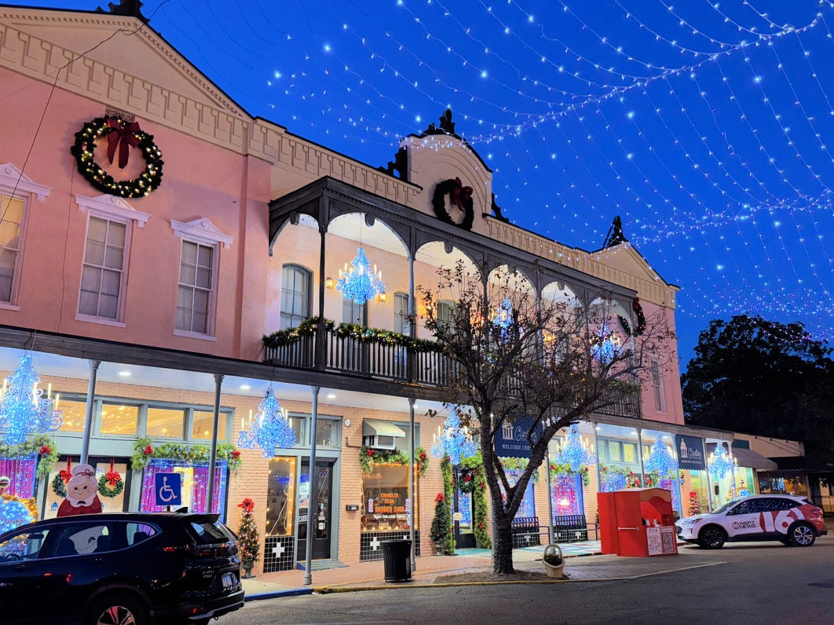 canton-holiday-festivities-ms