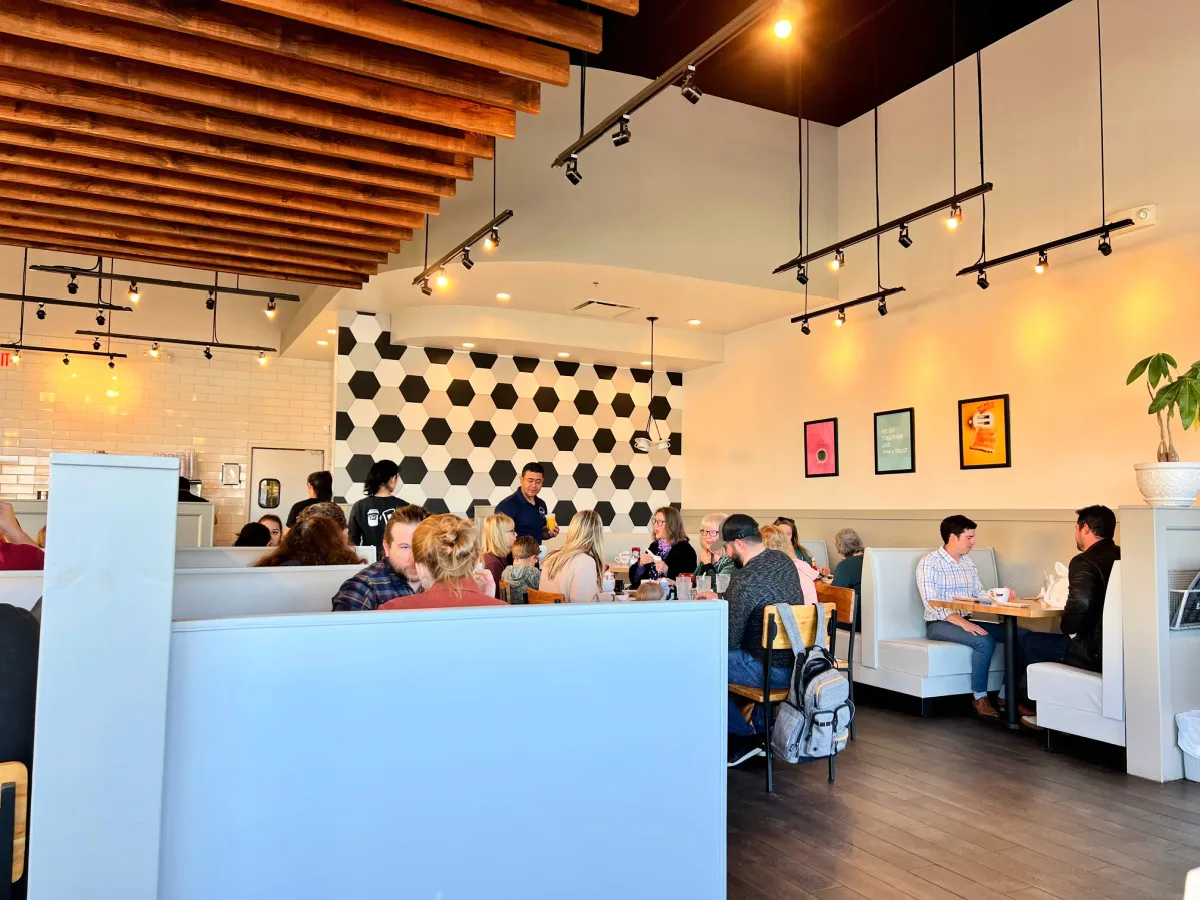 jam-plus-toast-interior-decor