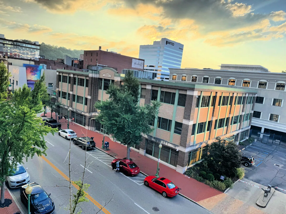downtown-charleston-west-virginia-at-sunset