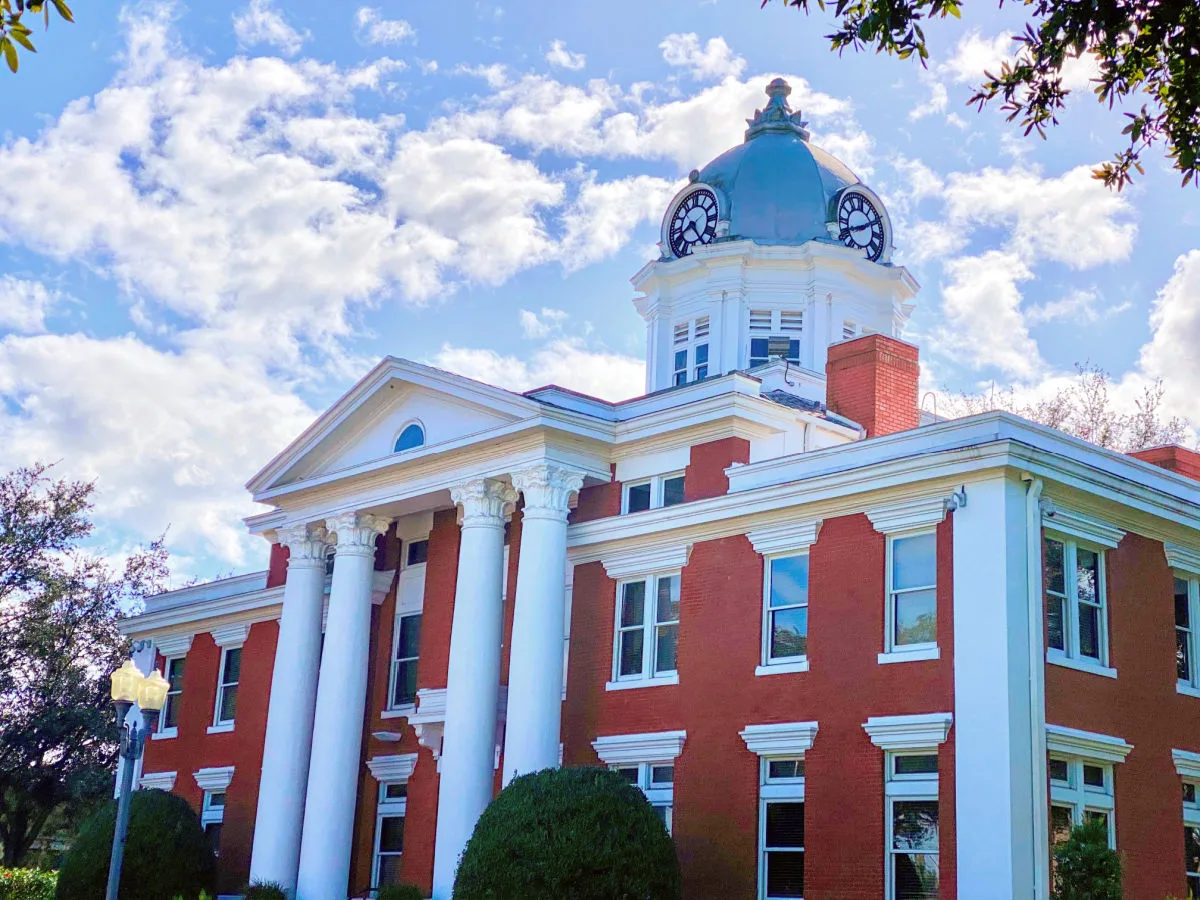 dade-city-courthouse-clock