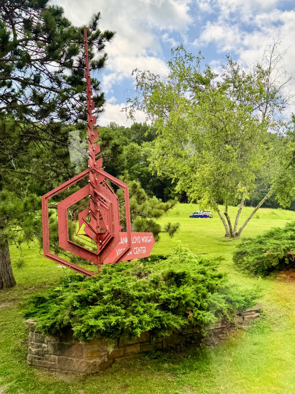 taliesin-entrance-sign