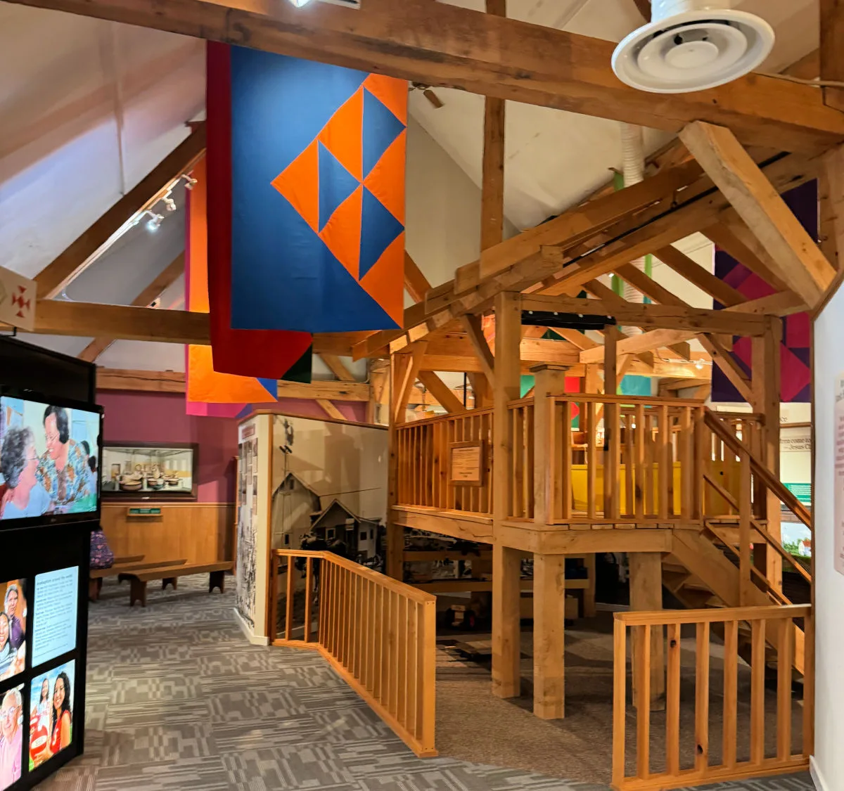 menno-hof-amish-mennonite-museum