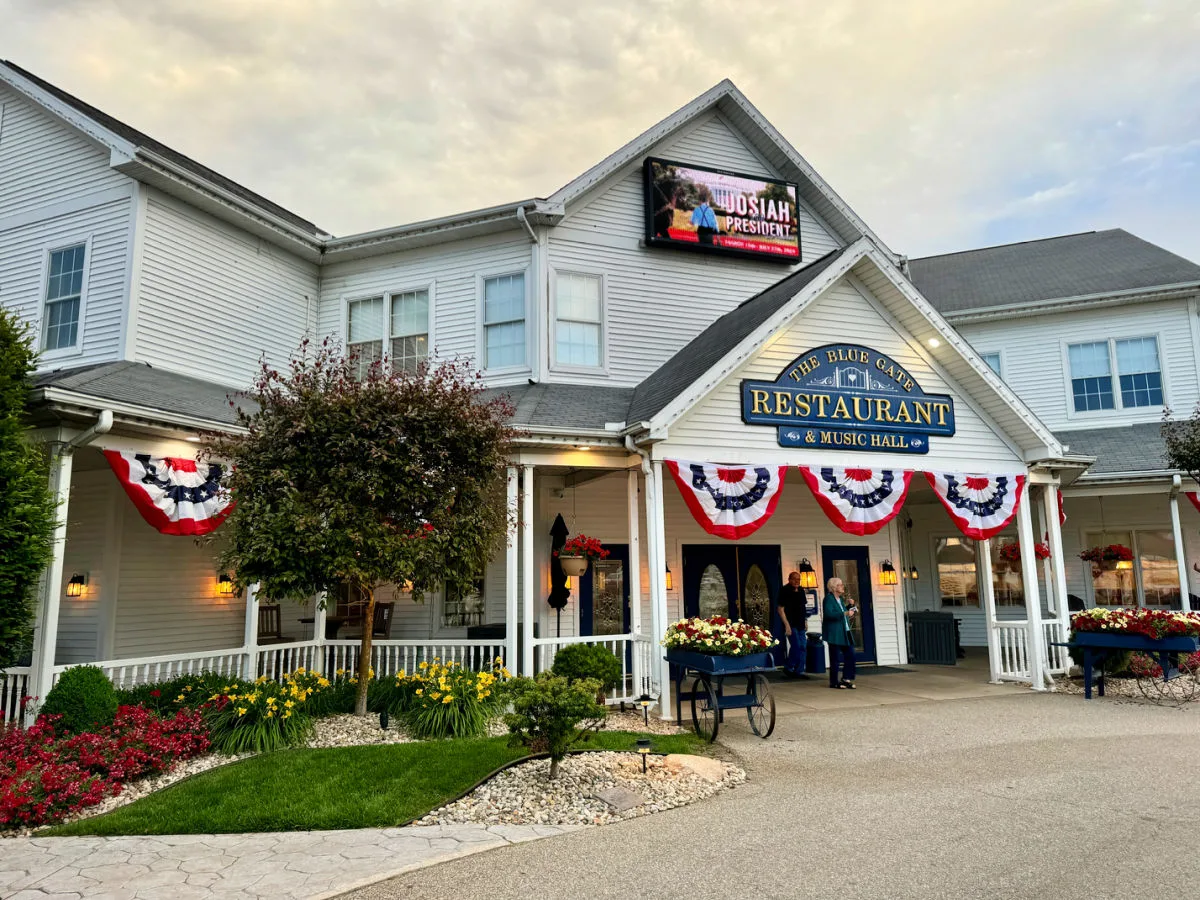 blue-gate-restaurant-and-music-hall