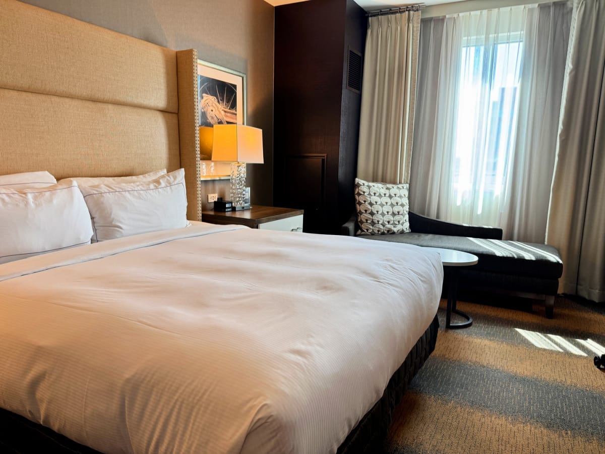 doubletree-by-hilton-hotel-room