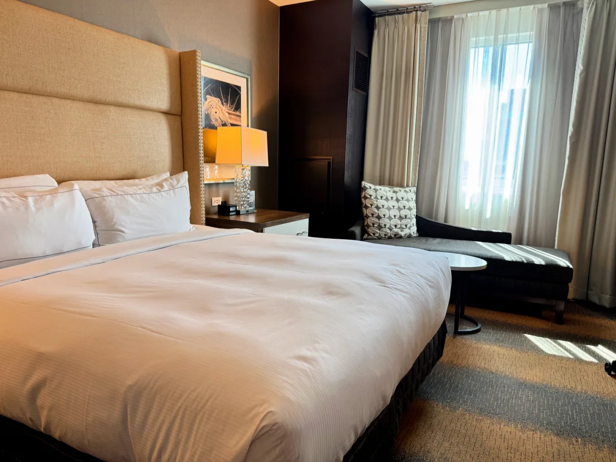 doubletree-by-hilton-hotel-room