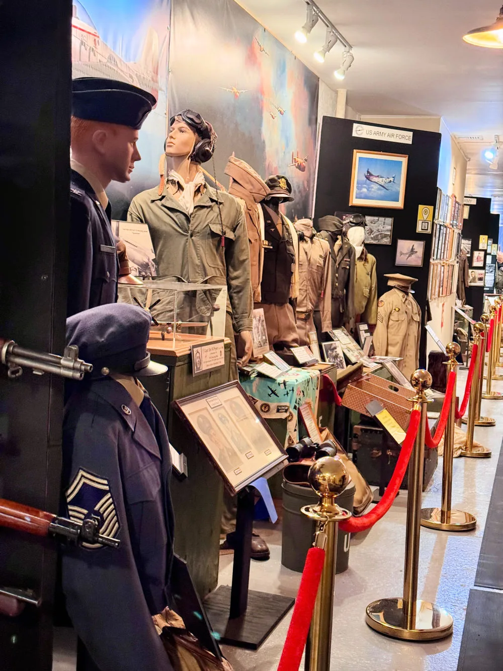 general-carl-spaatz-museum-uniforms