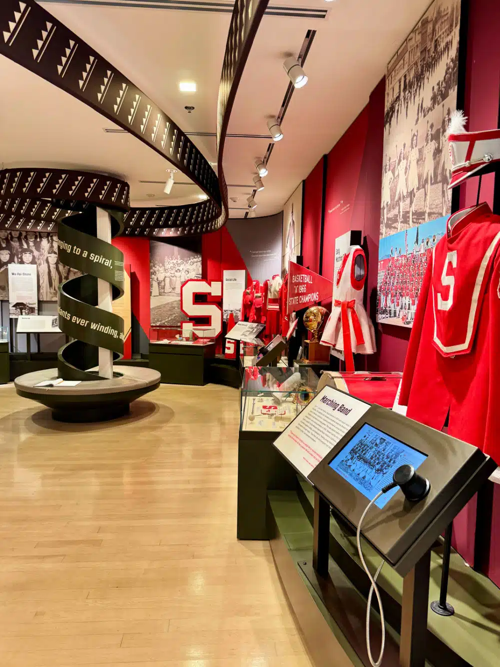 exhibits-at-stewart-indian-school-cultural-center