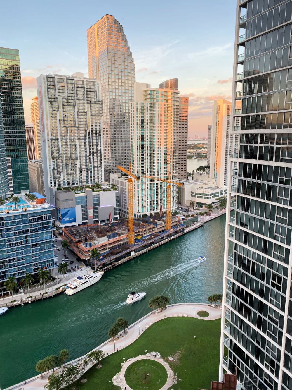 miami-financial-district-high-rises