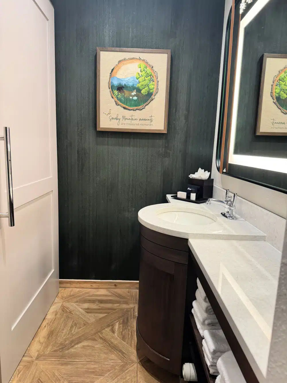 heartsong-lodge-bathroom