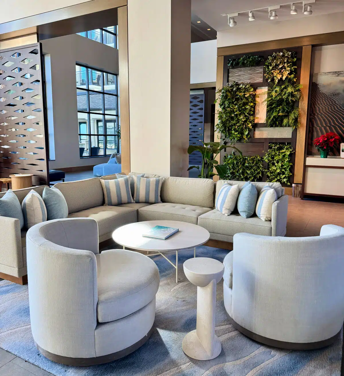 westin-jekyll-island-lobby-area