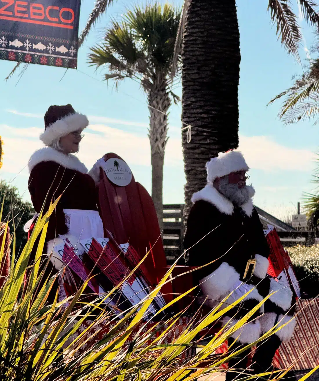 merry-fishers-santa-and-mrs-claus